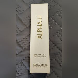 NWT!! ALPHA-H Liquid Gold Exfoliating Treatment- 3.38oz